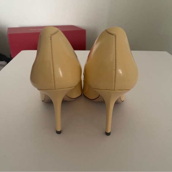 Roger vivier cream color women shoes size 36 - Picture 3 of 12